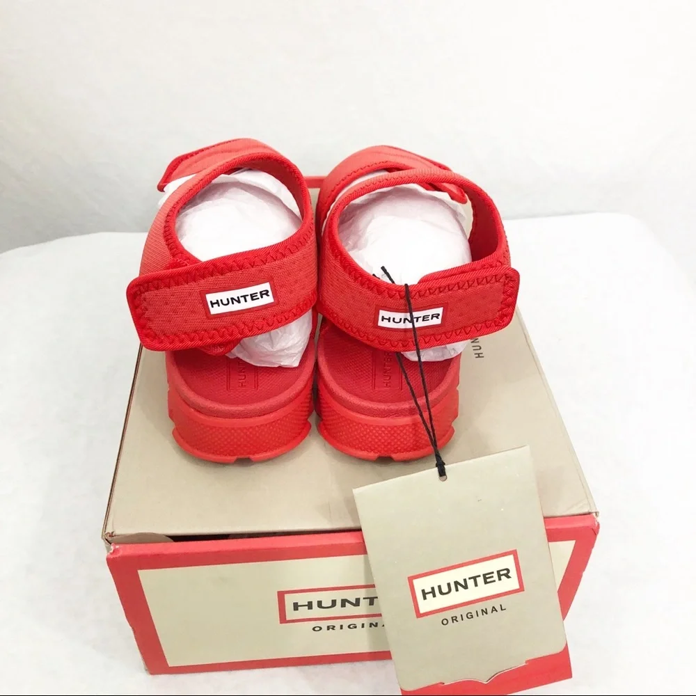 NEW Hunter Boots Kids Velcro Outdoor Sandals, Size 3 Boys, Size 4 Girls, Red
